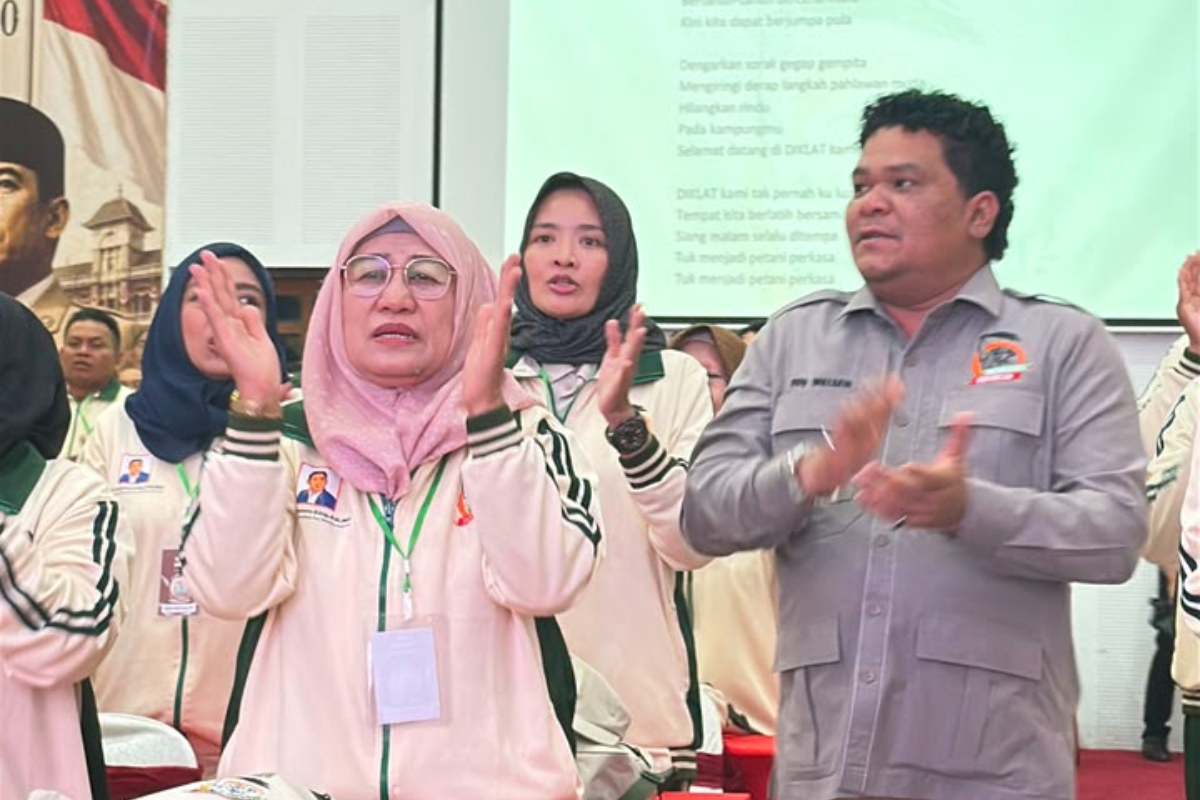 Ketua DPN Tani Merdeka Indonesia Don Muzakir membuka Diklat Tani Merdeka Indonesia Angkatan III di BBPP Batu