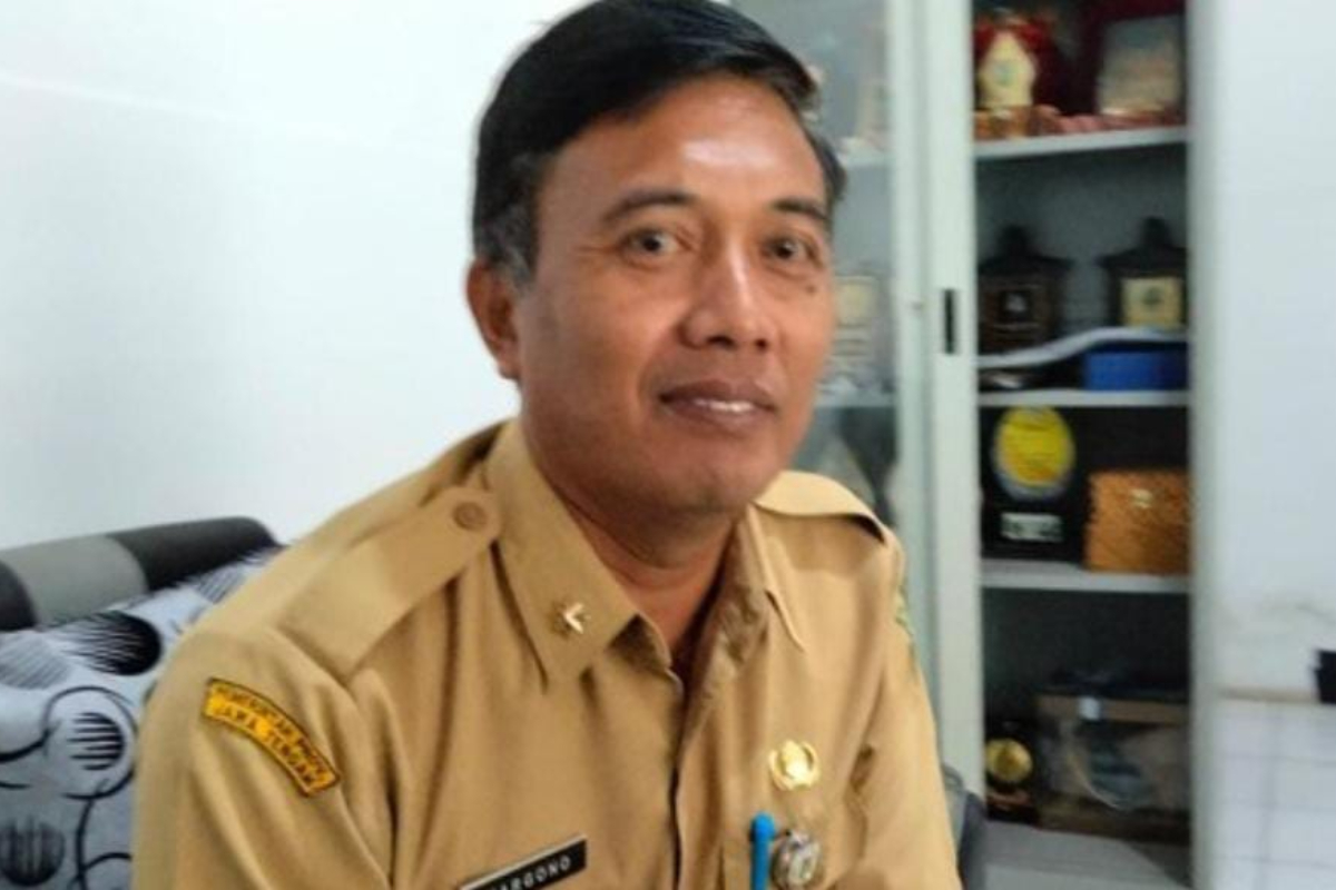 Kepala Dinas Pemberdayaan Masyarakat dan Desa Dispermades Kabupaten Magelang Margono mengatakan pemberhentian Rowiyanto tertuang dalam Surat Keputusan SK Bupati tertanggal 23 Juli 2026