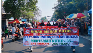 Kirab Merah Putih PNIB di Jombang diikuti ratusan peserta untuk memperingati HUT ke 81 RI. Foto Istimewa