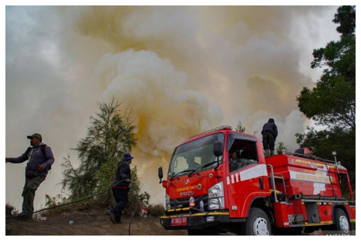Penanganan karhutla dibagi dalam dua satuan tugas yakni satgas udara dan satgas darat. Foto Istimewa