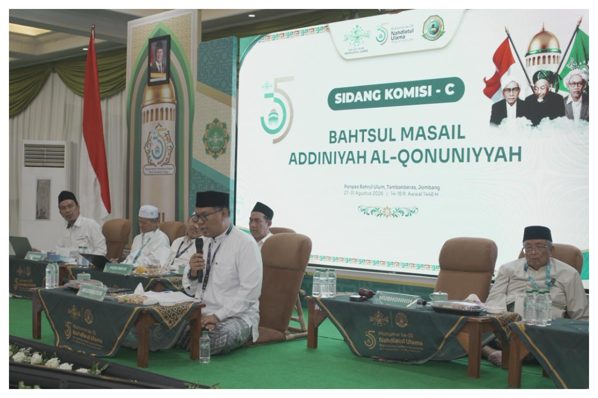 Sidang Komisi Bahtsul Masail Qanuniyah Muktamar Ke 35 NU di Aula KH Jamaluddin Ahmad Center Jombang. Foto Ist