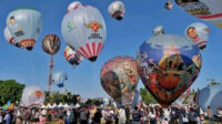 Tunas Bumi Fest 2026 di Wonosobo menerbangkan 40 balon udara bergambar program pemerintah dan pesan sosialisasi. 1