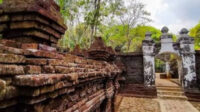 Makam Ki Ageng Gumelem di Gumelem Banjarnegara menjadi jejak tanah perdikan Mataram yang hidup melalui batik dan tradisi warga